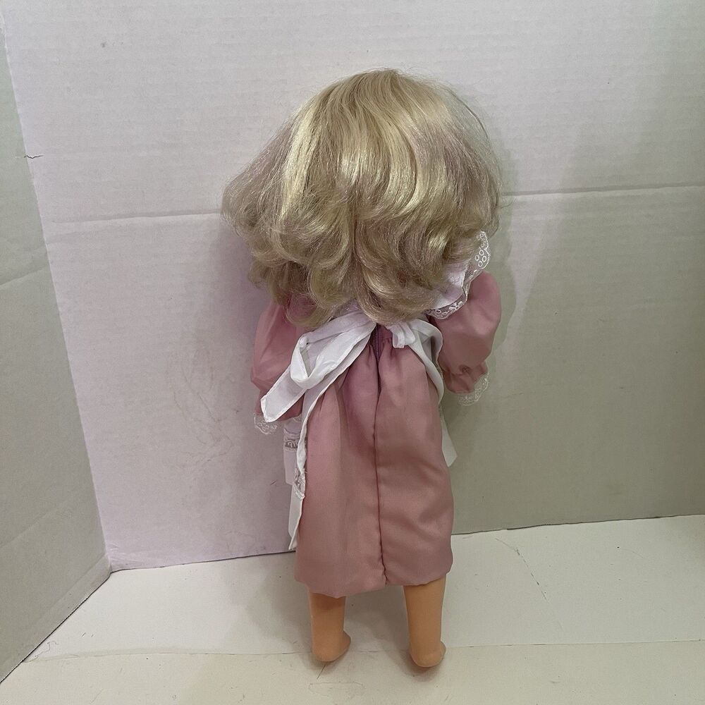 Famous Doll 16” Spain Blonde Hair Blue Sleeping Eyes - Picture 8 of 11